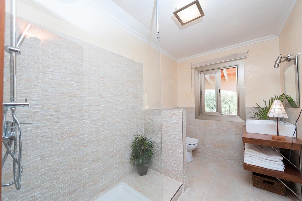 Conchita Villa Sencelles Room photo